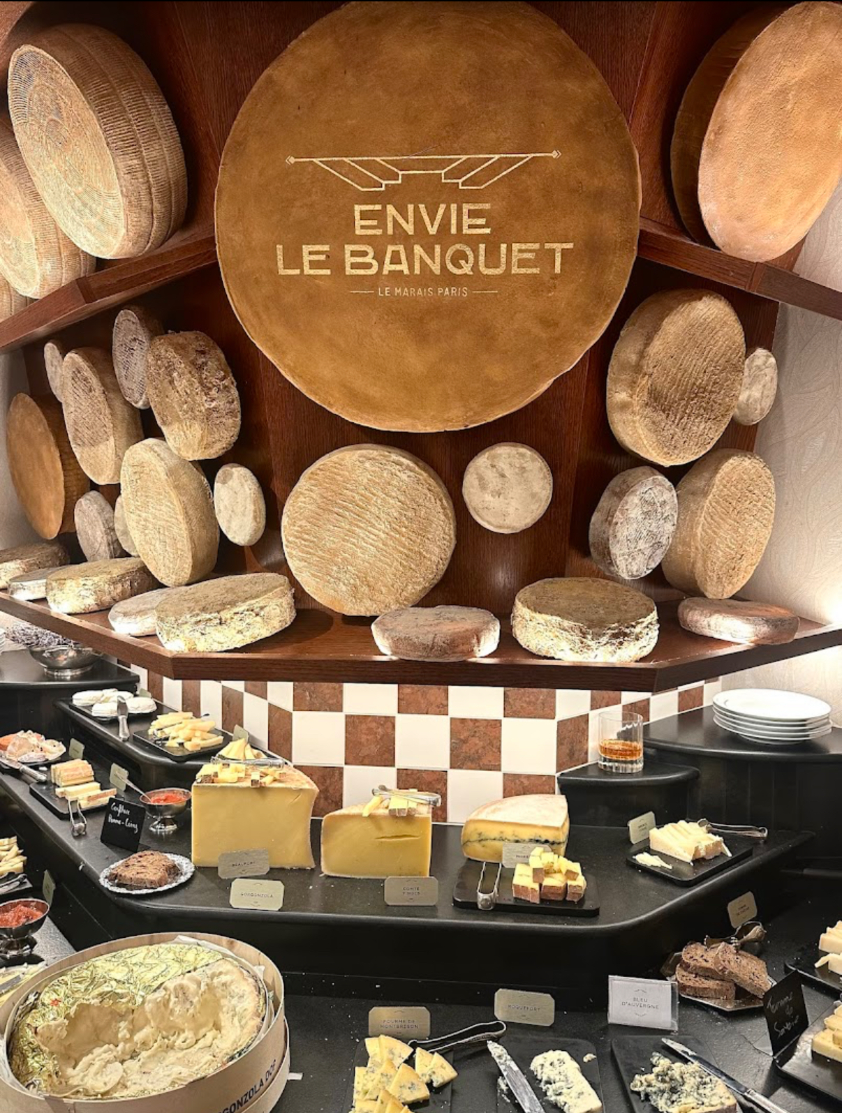 Envie Le Banquet