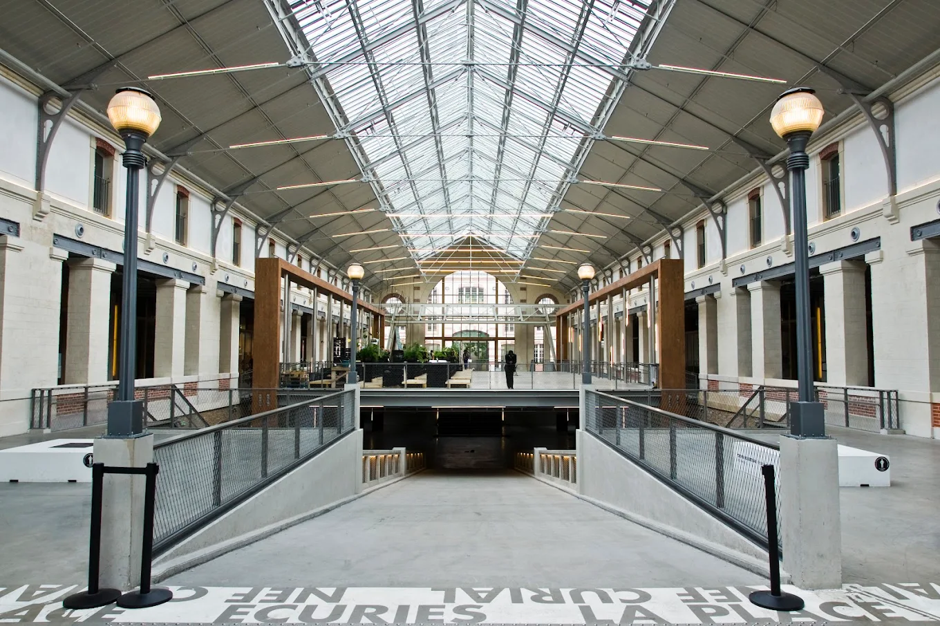 CENTQUATRE-PARIS
